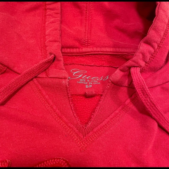 GUESS Script Logo Pullover - Picture 5 of 6